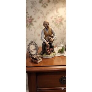 Vintage HOMCO Farmer And Farmers Wife 1970's Hand Painted Porcelain Figurines